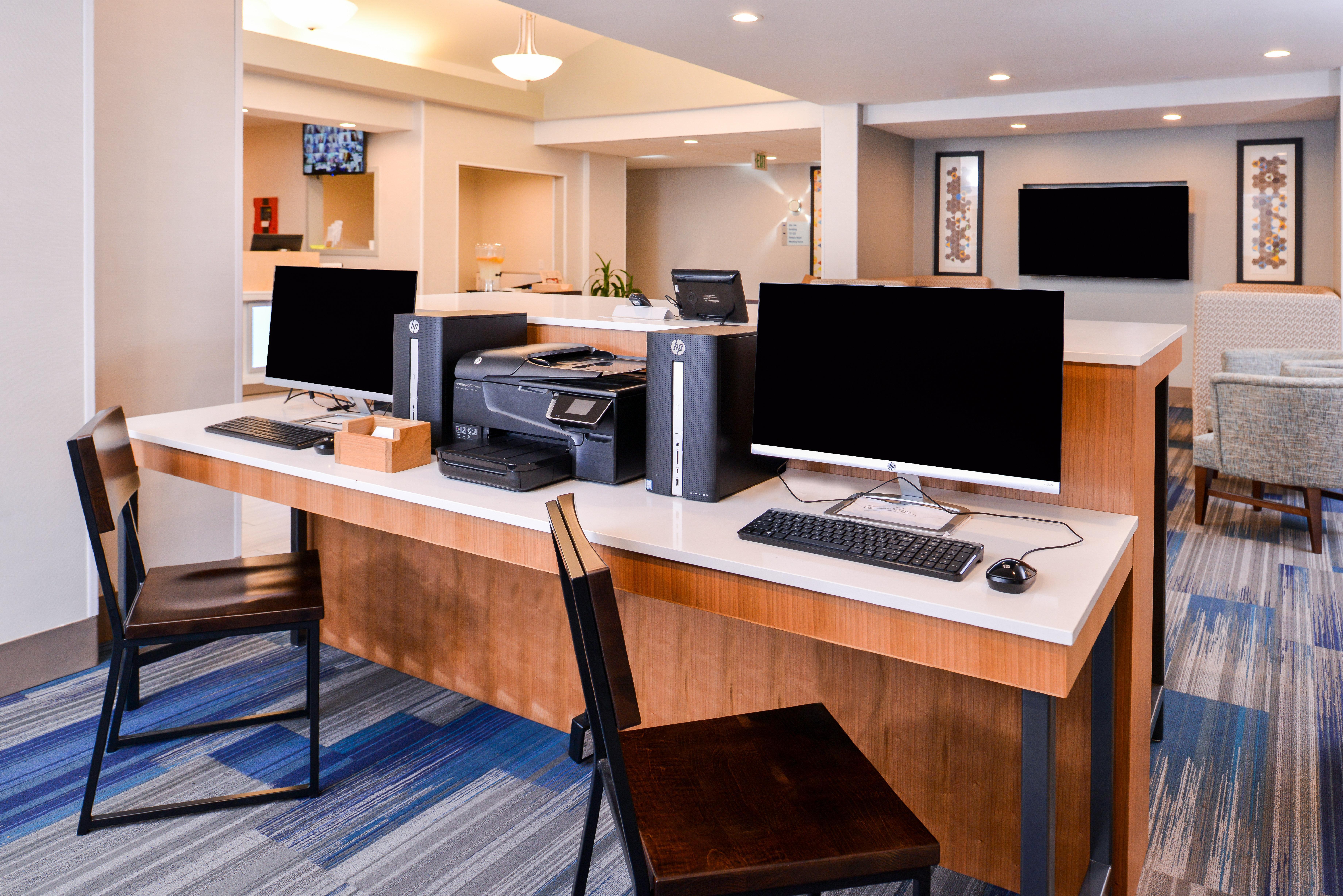 Holiday Inn Express & Suites Lacey - Olympia By Ihg Exterior foto