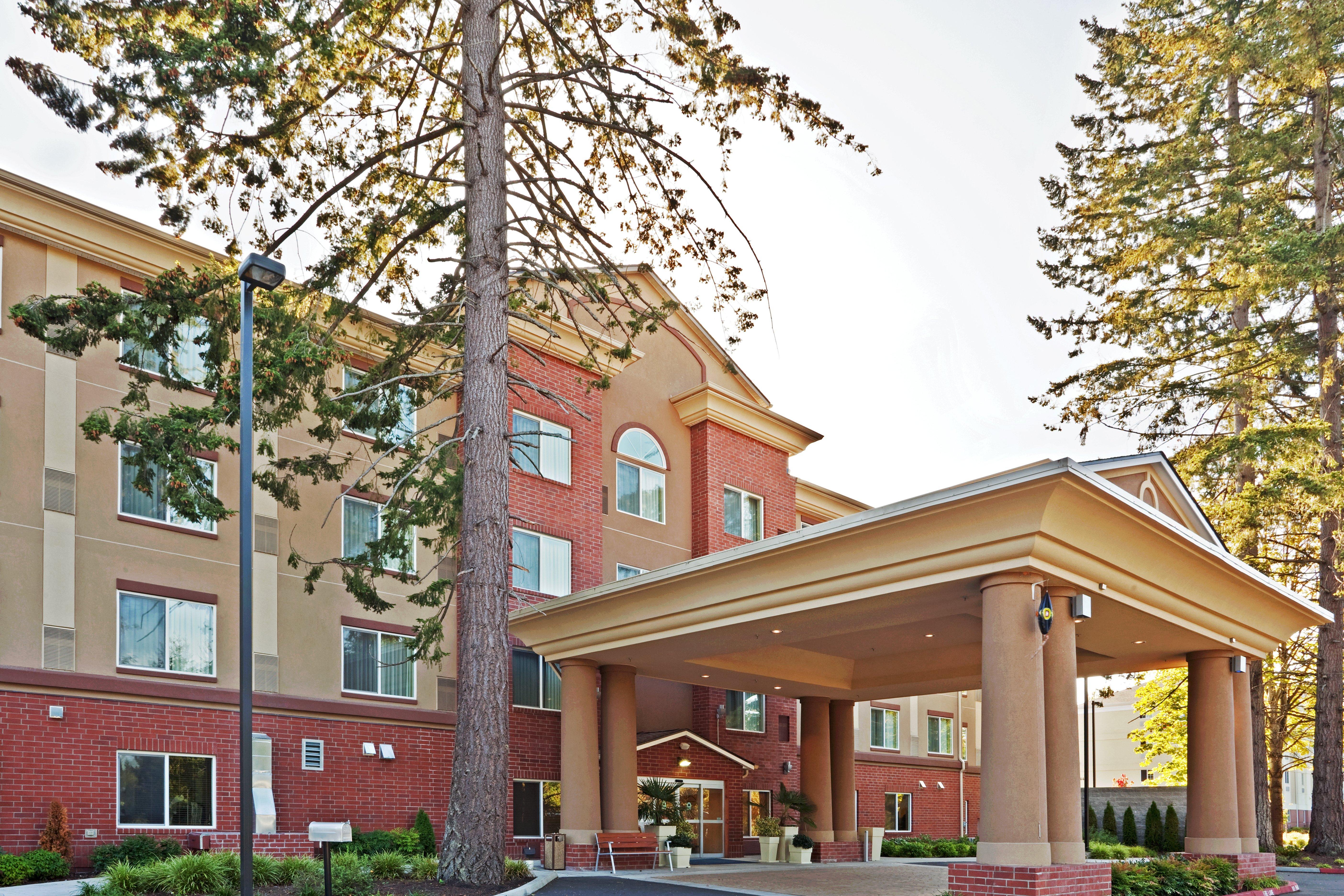 Holiday Inn Express & Suites Lacey - Olympia By Ihg Exterior foto