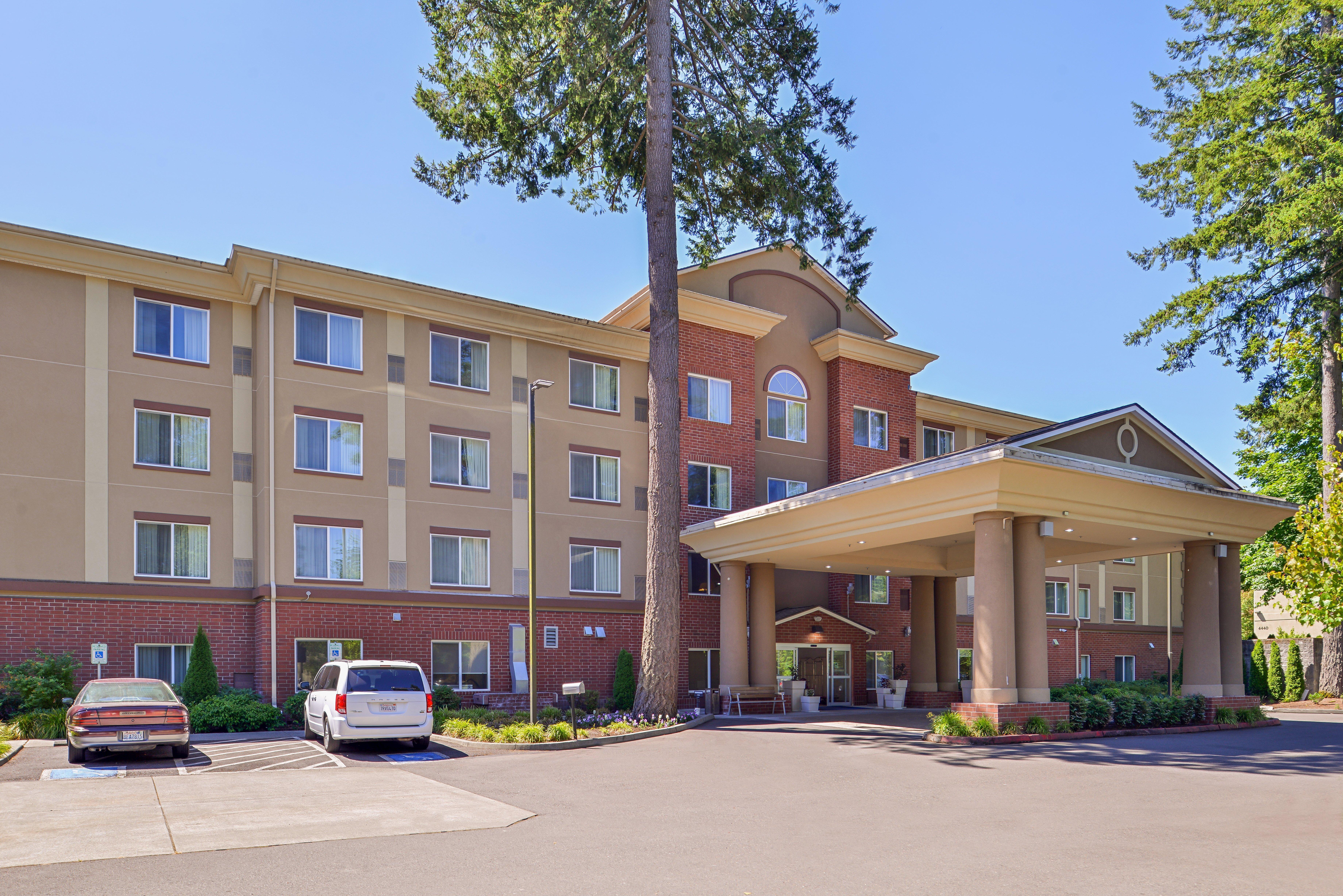 Holiday Inn Express & Suites Lacey - Olympia By Ihg Exterior foto