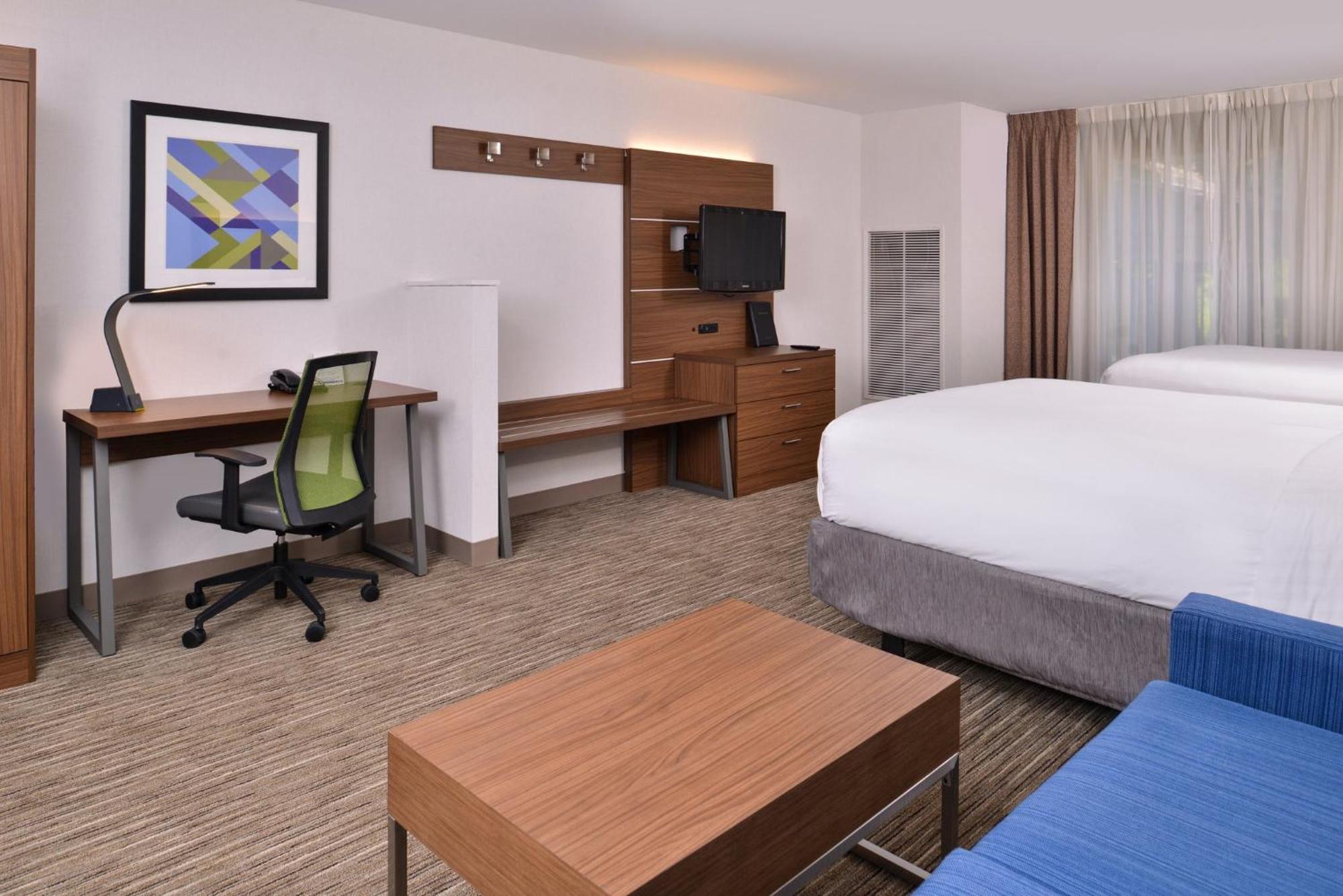 Holiday Inn Express & Suites Lacey - Olympia By Ihg Exterior foto