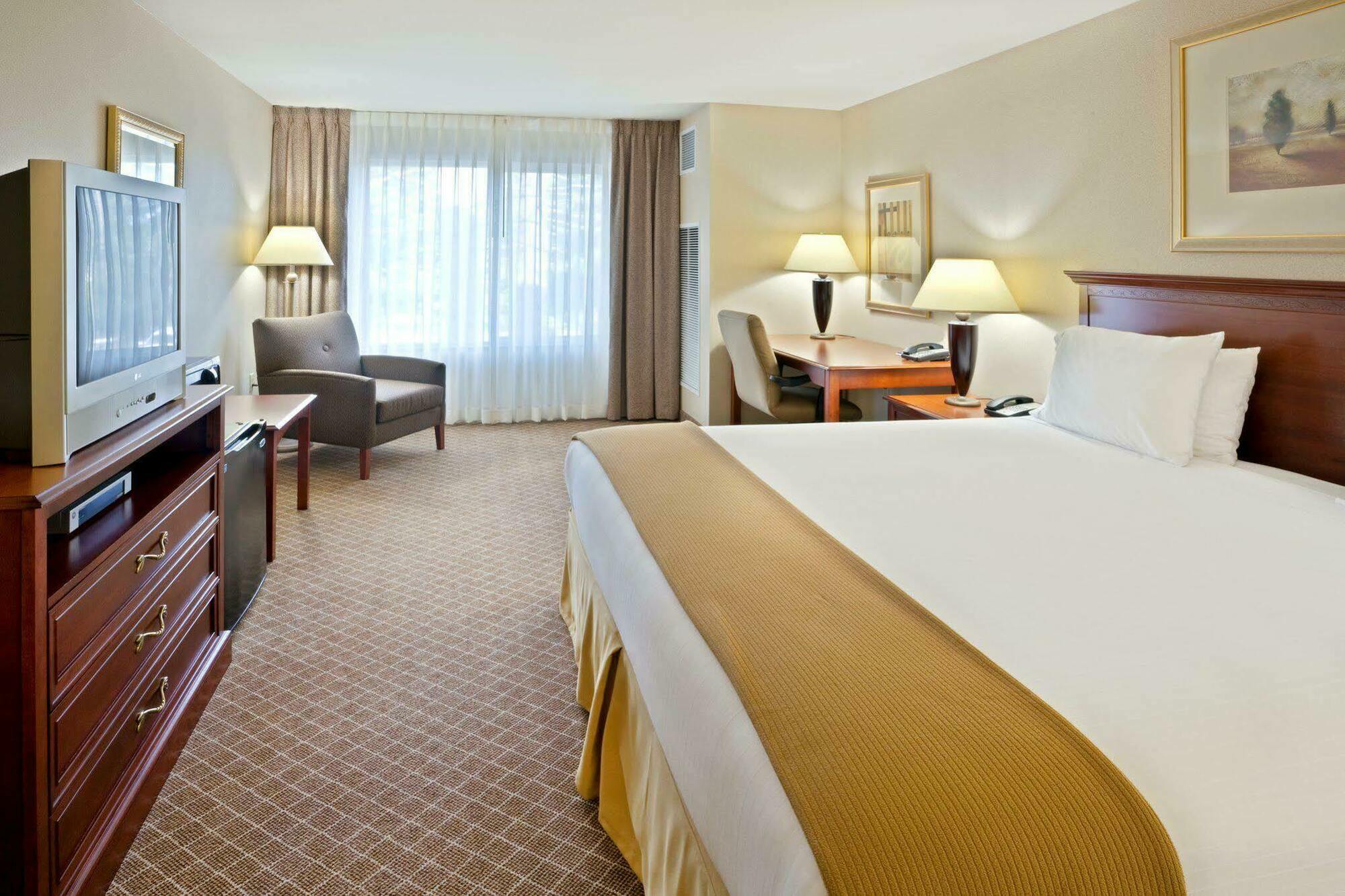Holiday Inn Express & Suites Lacey - Olympia By Ihg Exterior foto